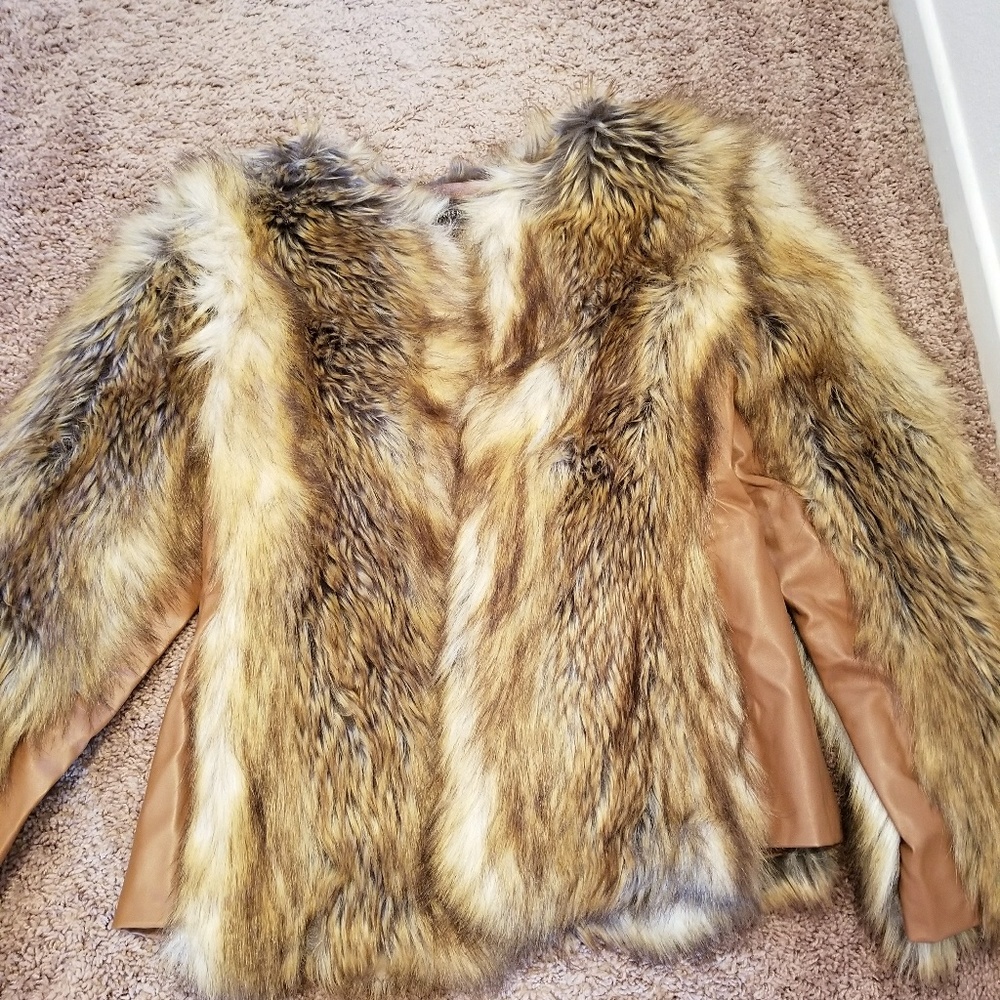 Jones new York faux fur